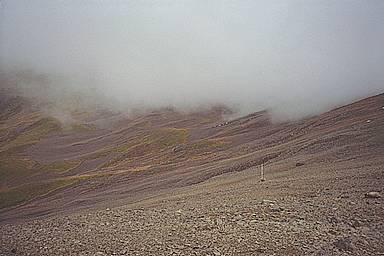 Foto Bergrücken im Nebel